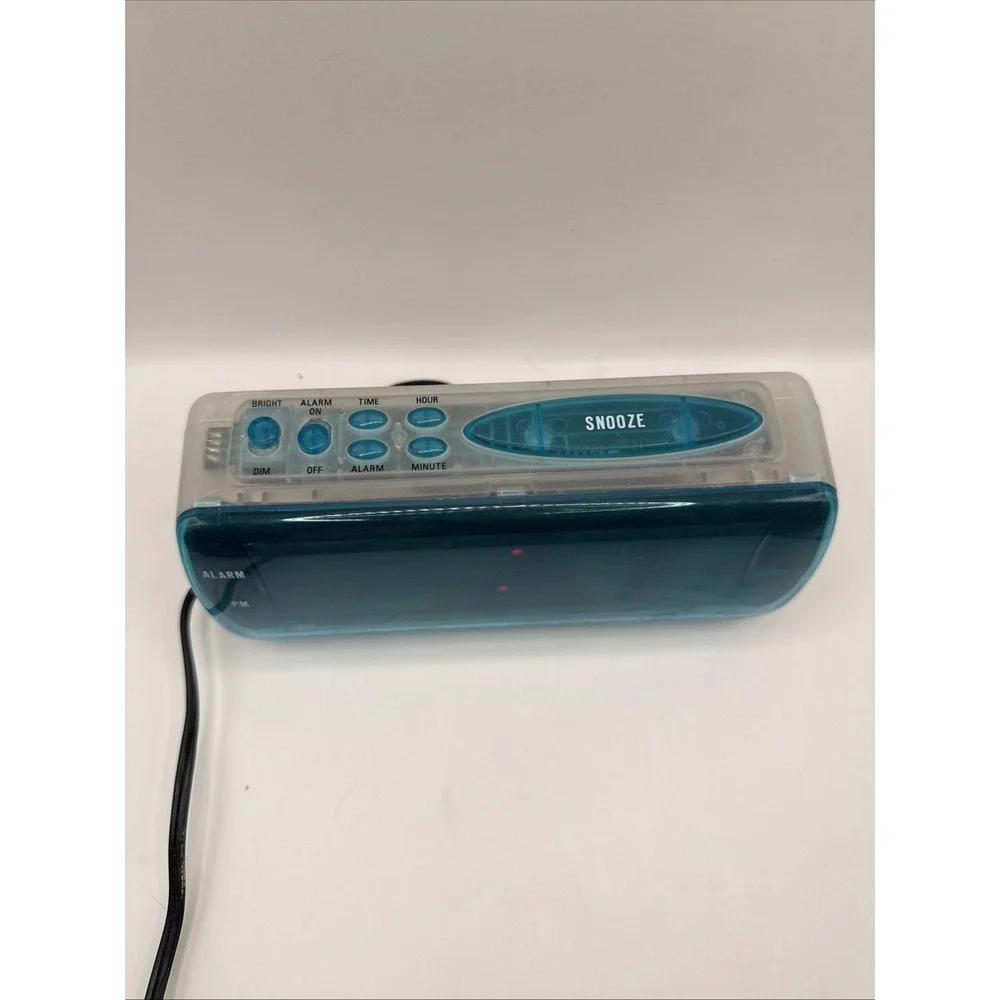 VTG Advance Digital Alarm Clock Clear/‎ Teal Snooze Dimmer Model 4022 Red LED
